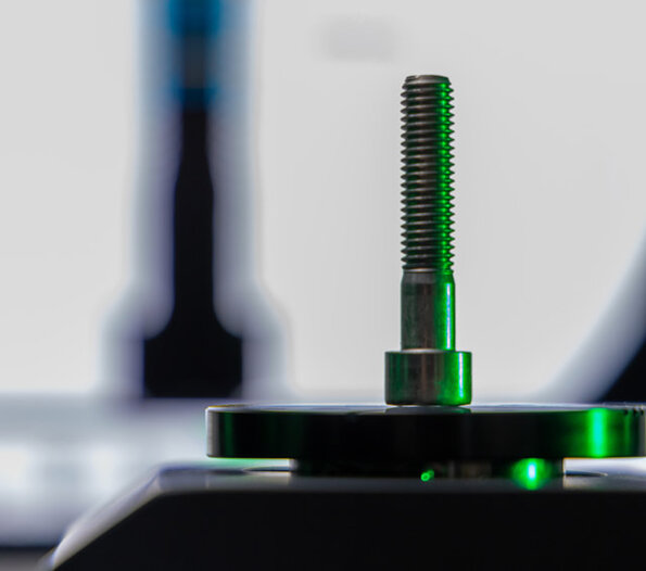 Detalle de máquina de medición instantánea por visión Baty Venture FH-1080